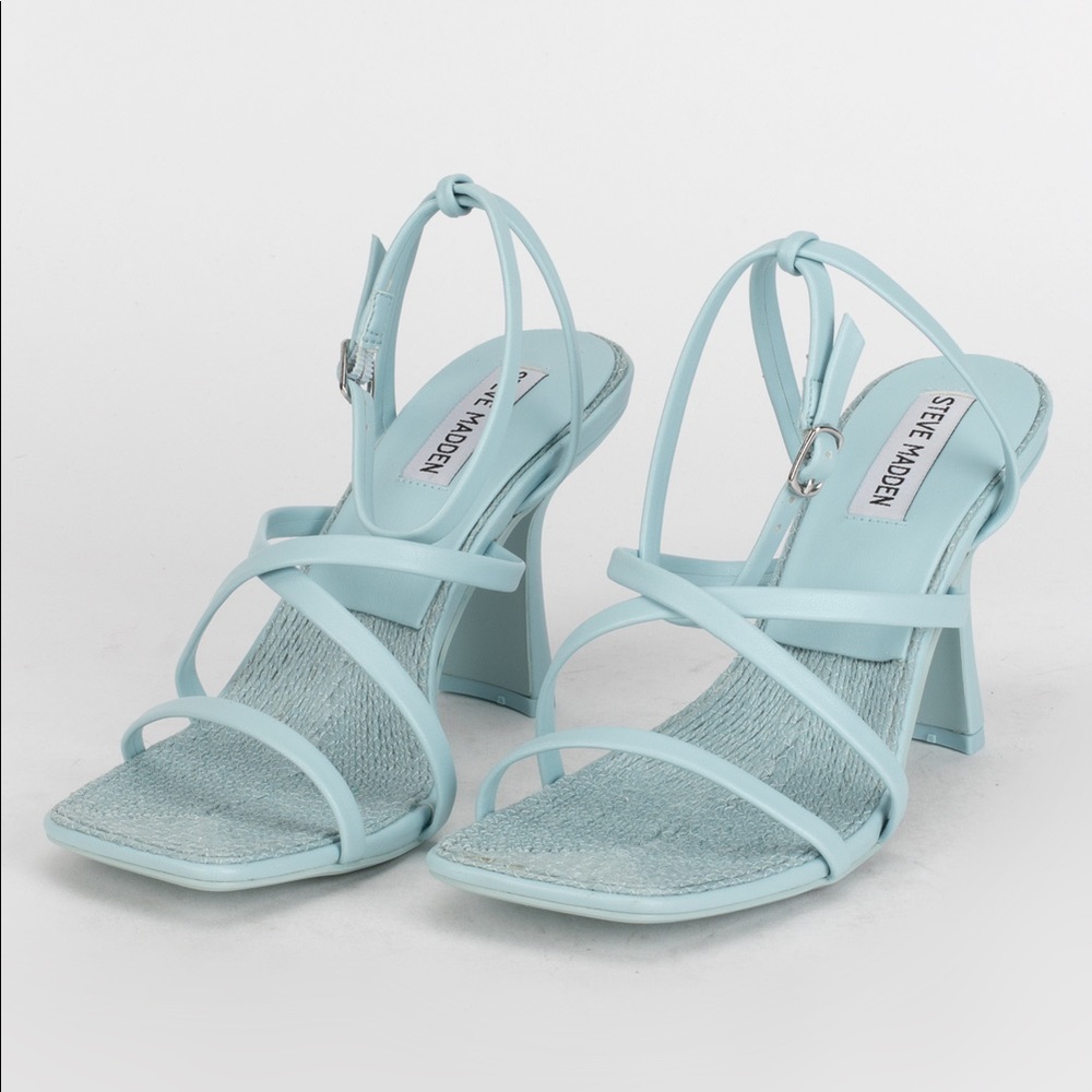 Steve Madden “Blessings” Blue Heels